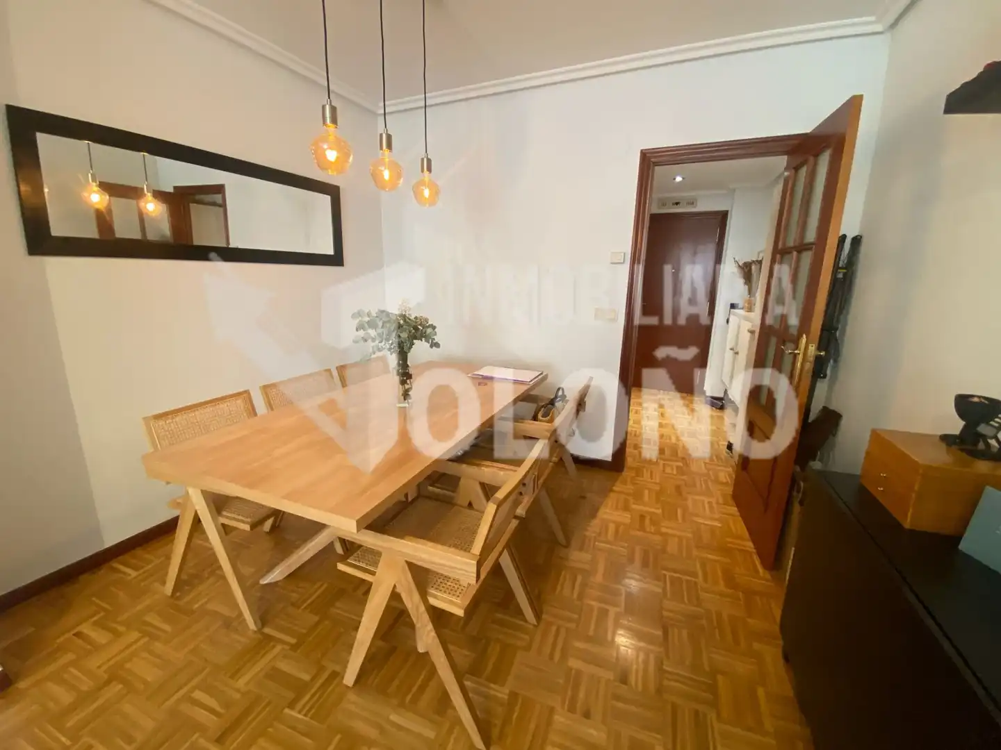 Comedor de Piso en venta en Labastida / Bastida con Calefacción y Amueblado