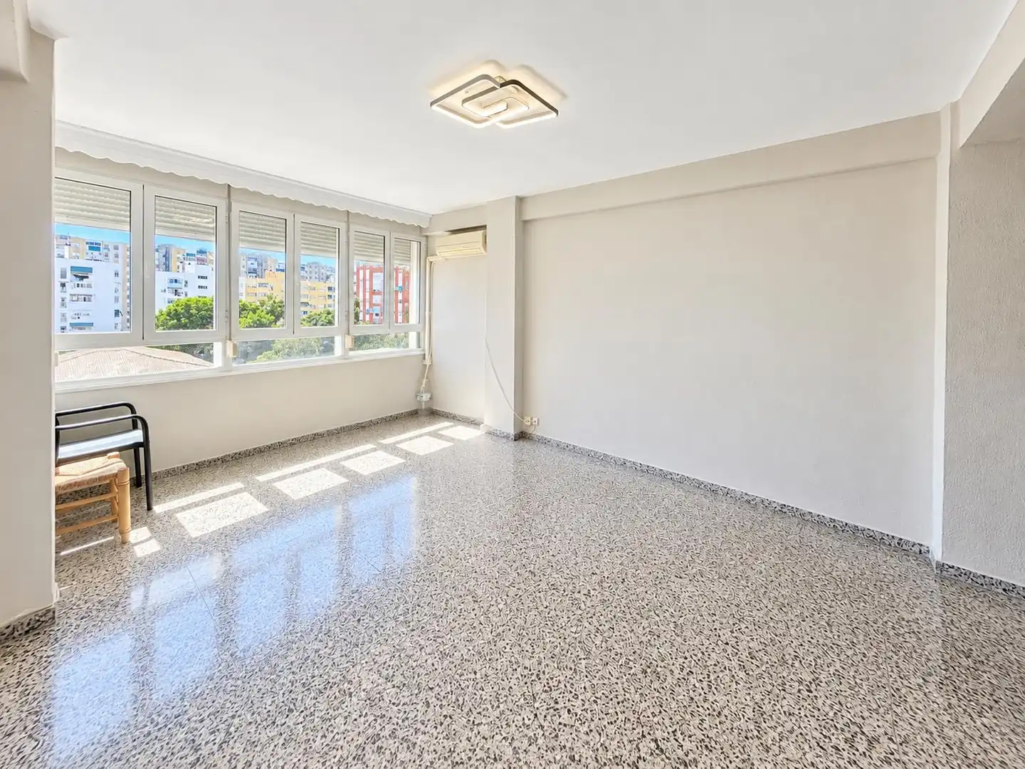 Flat with lift for sale in Calle Canchal