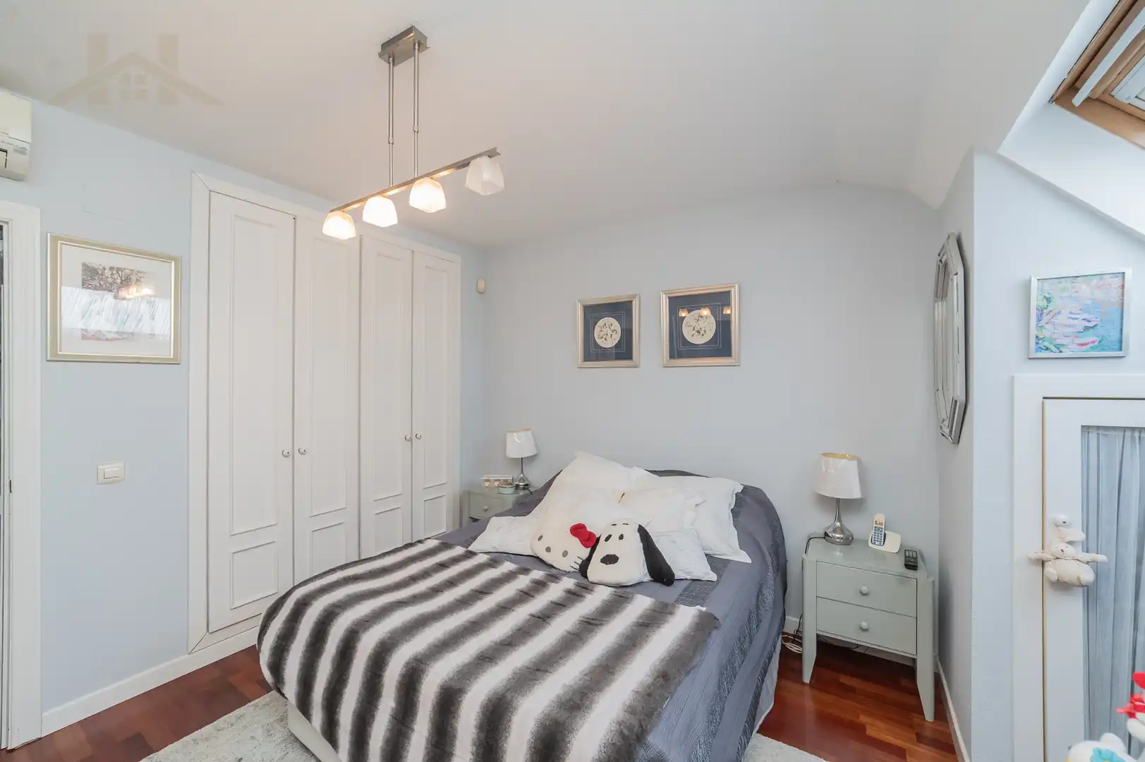 Habitación de Dúplex en venta en Torrelodones con Aire acondicionado, Calefacción y Jardín privado
