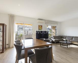 Living room of Apartment for sale in  Barcelona Capital  with Air Conditioner, Terrace and Balcony