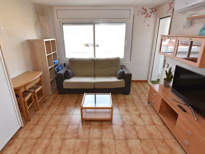 Sala d'estar de Apartament en venda en Pineda de Mar amb Aire condicionat