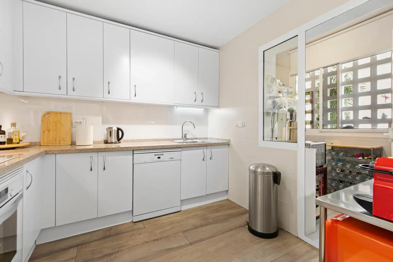 Cocina de Apartamento en venta en Marbella con Aire acondicionado, Jardín privado y Terraza