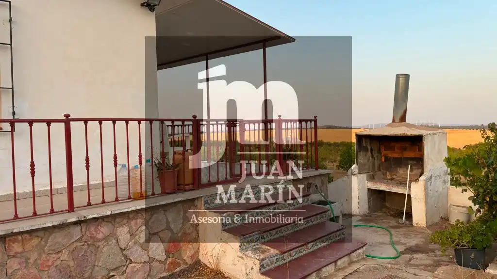 Terrassa de Finca rústica en venda en Peñas de San Pedro amb Calefacció, Jardí privat i Moblat
