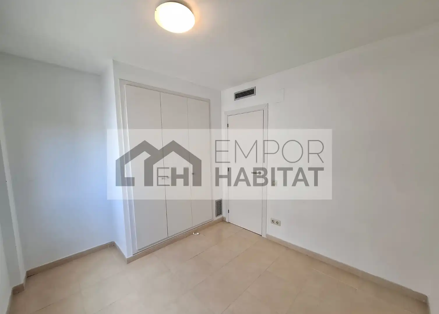Bedroom of Apartments for sale in Llançà  with Air Conditioner, Heating and Terrace