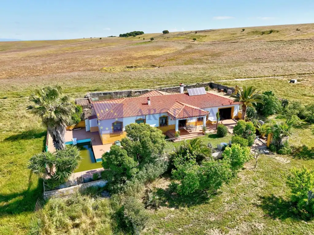 Casa en venta en Camino de Sierra de Fuentes, imagen 3
