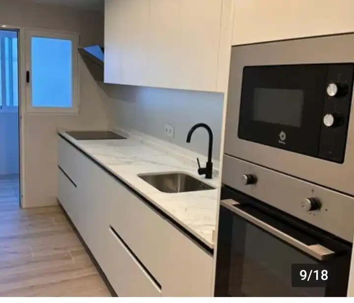 Kitchen of Flat for rent in Granada  with Air Conditioner, Heating and Private garden