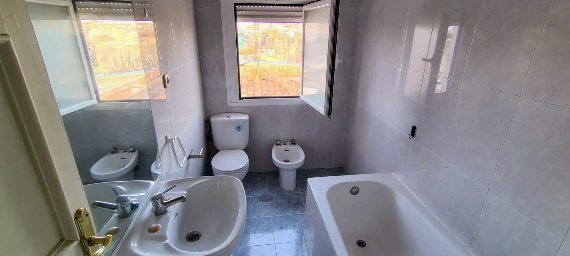 Ático con ascensor en venta en Alejandro González, imagen 9