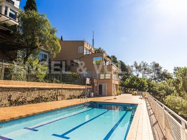 Casa con piscina in vendita a Carrer de les Alberes