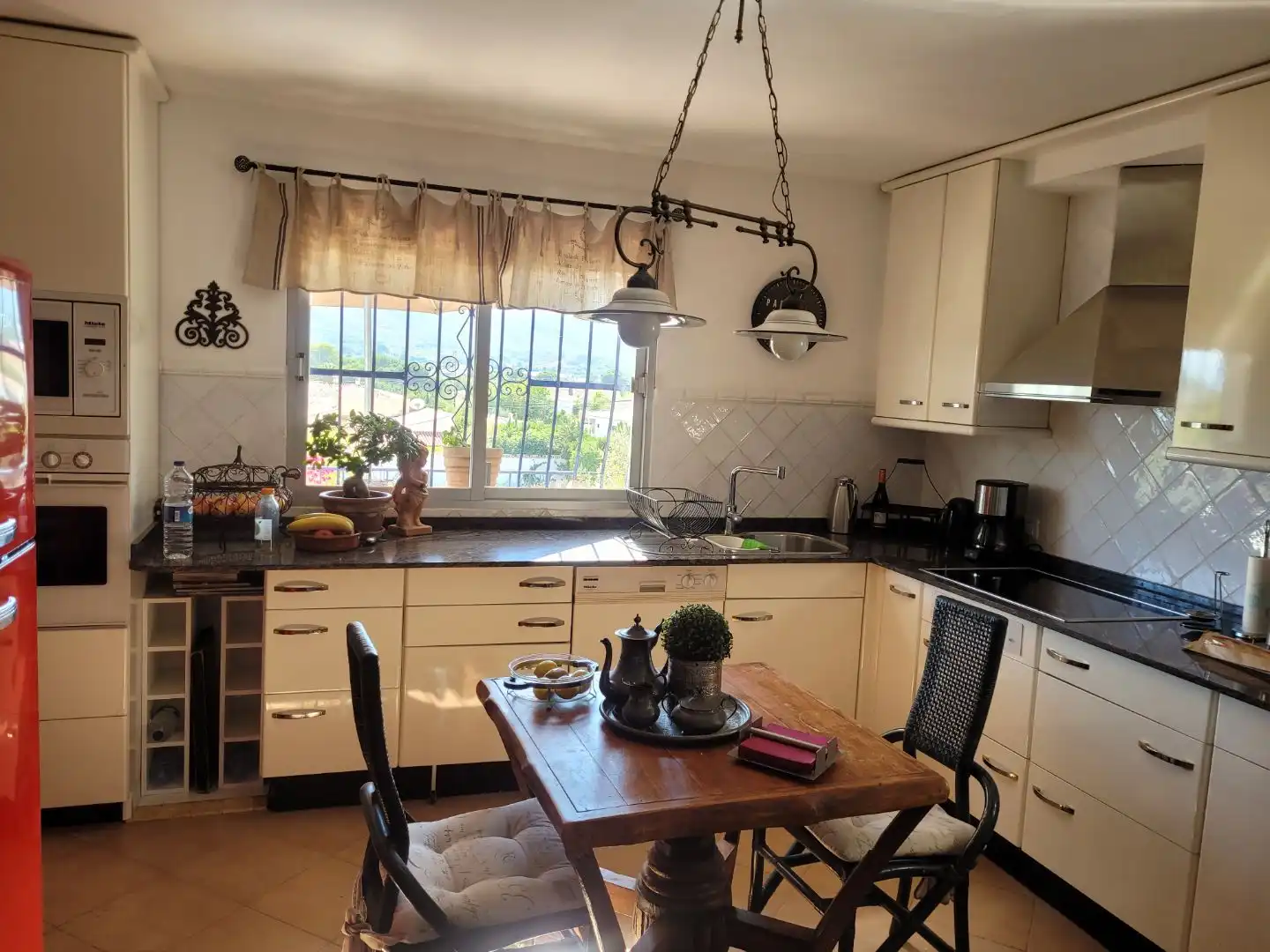 House with pool for sale in Carrer Capricorn 12, imagen 13