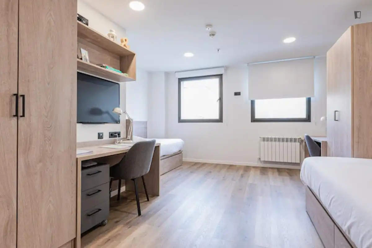 Habitación de Piso para compartir en Santander con Calefacción, Amueblado y Internet