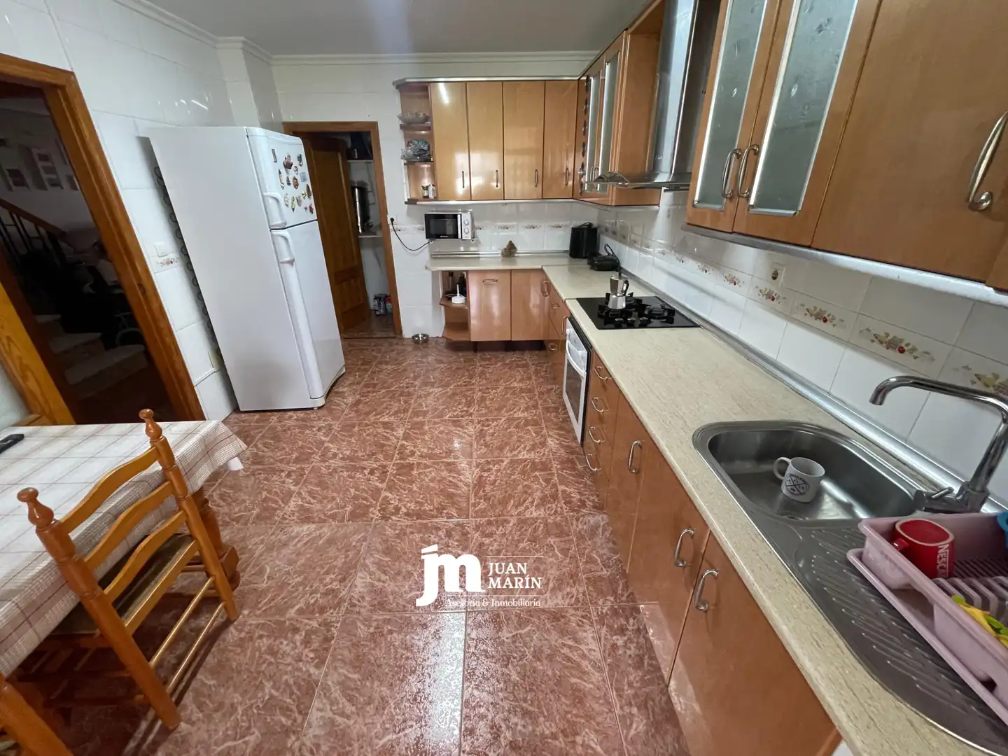 Cuina de Casa adosada en venda en Cieza amb Terrassa, Traster i Piscina comunitària