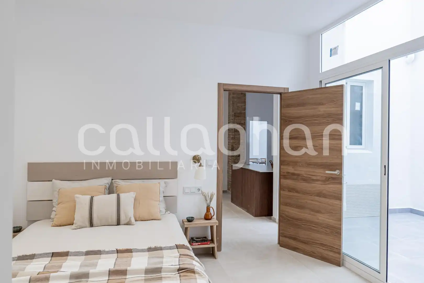 Schlafzimmer von Erdgeschoss zum Verkauf in Valencia mit Terrasse