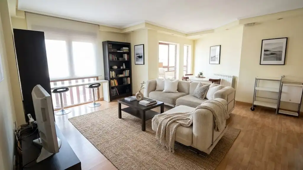 Living room of Flat for sale in León Capital   with Heating, Parquet flooring and Oven