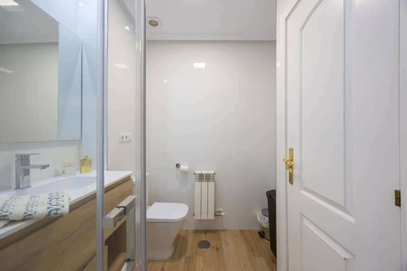 Bathroom of Houses for sale in Toledo  with Air Conditioner, Heating and Private garden