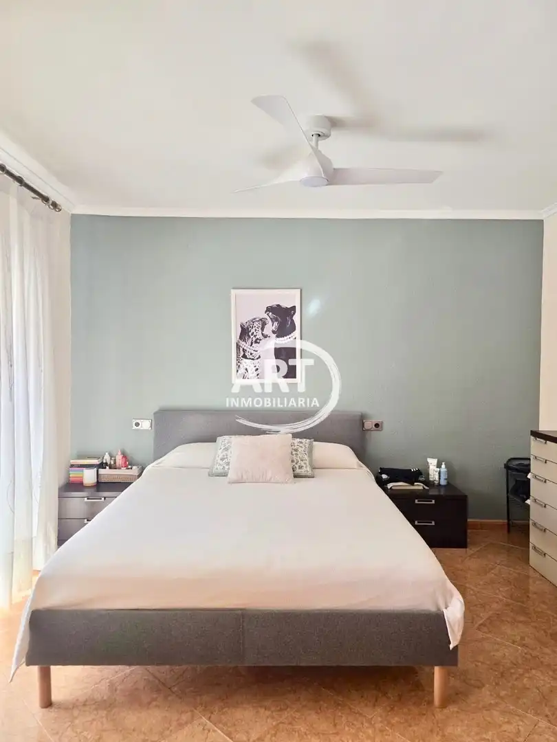 Schlafzimmer von Einfamilien-Reihenhaus zur Miete in Godella mit Klimaanlage, Heizung und Terrasse