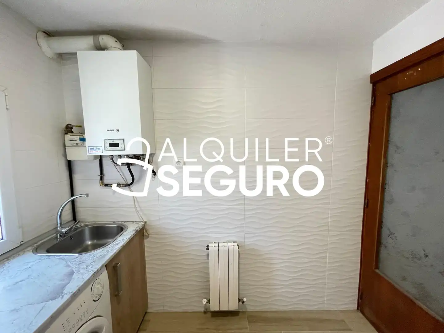 Cocina de Piso de alquiler en Madrid con Aire acondicionado, Calefacción y Amueblado