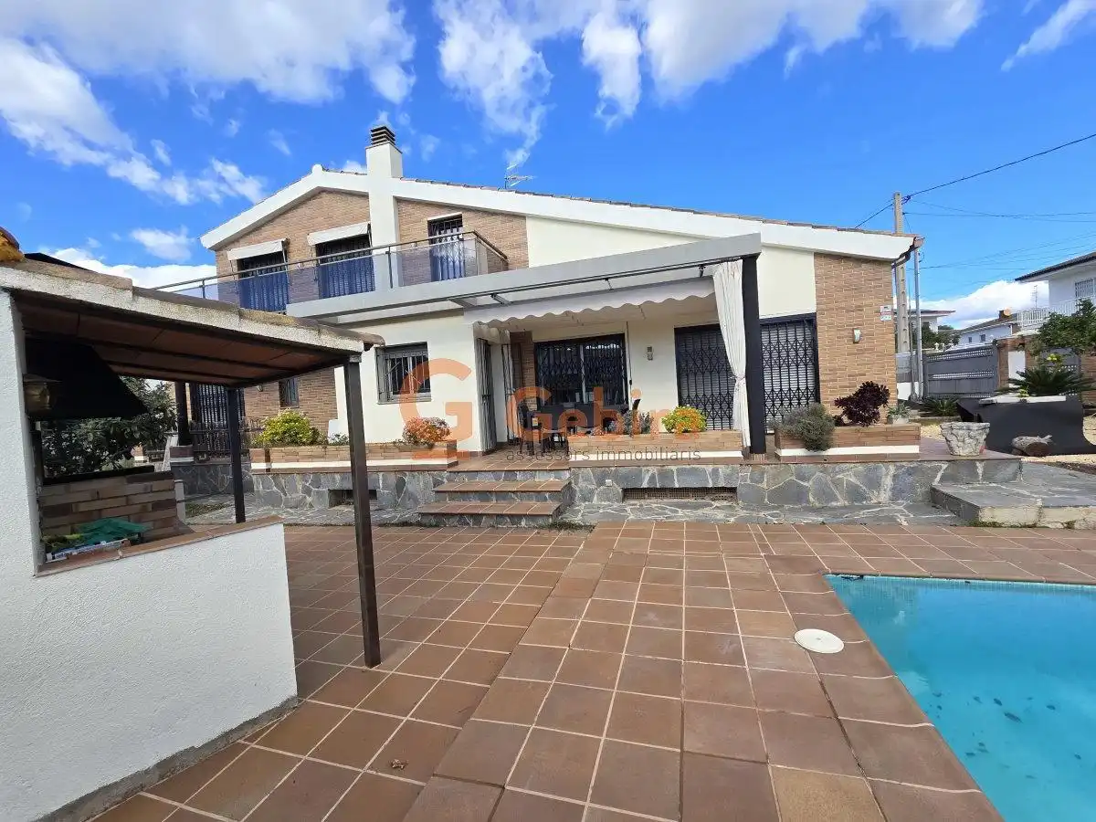 Casa con piscina en venta en Segur de Calafell