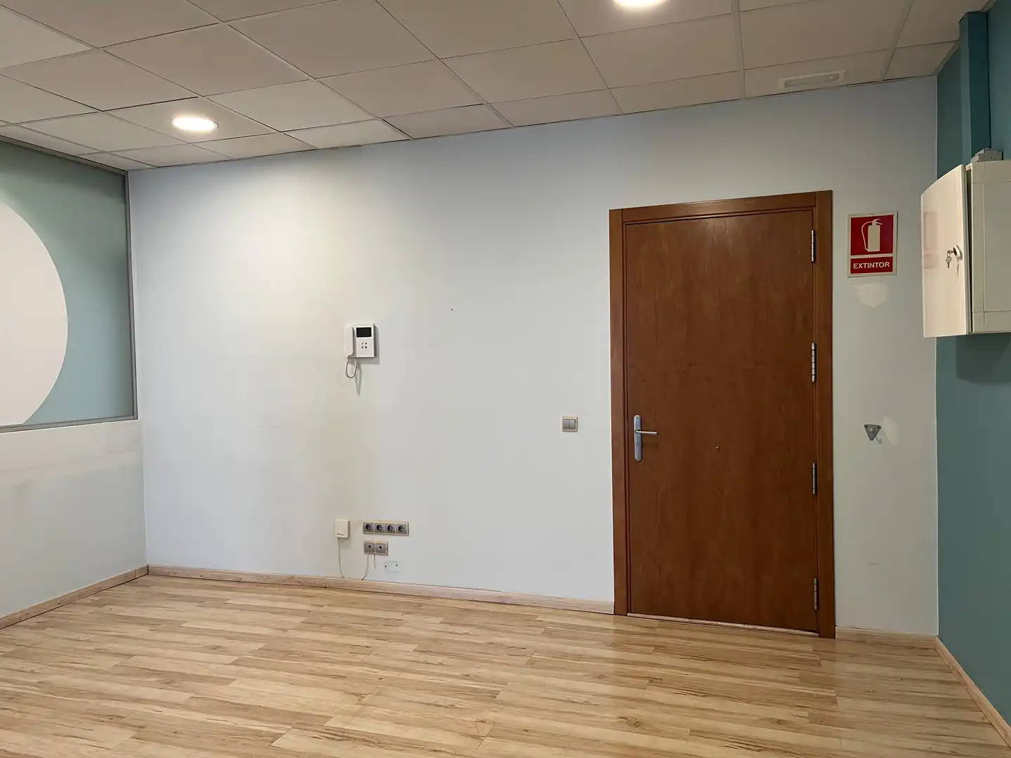 Local comercial de lloguer a Carrer de Santa Anna, imagen 5