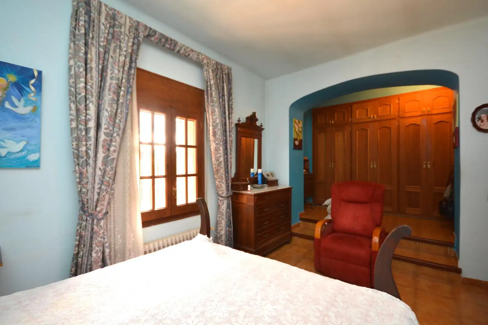 Habitación de Finca rústica en venta en Borrassà con Aire acondicionado, Calefacción y Jardín privado