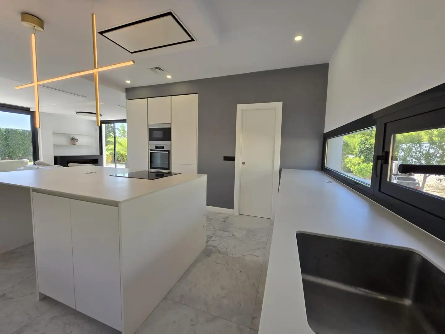 Cocina de Casa o chalet de alquiler en Finestrat con Aire acondicionado, Calefacción y Jardín privado