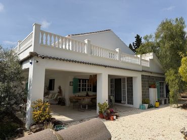 Casa rústica amb piscina en venda a N/A