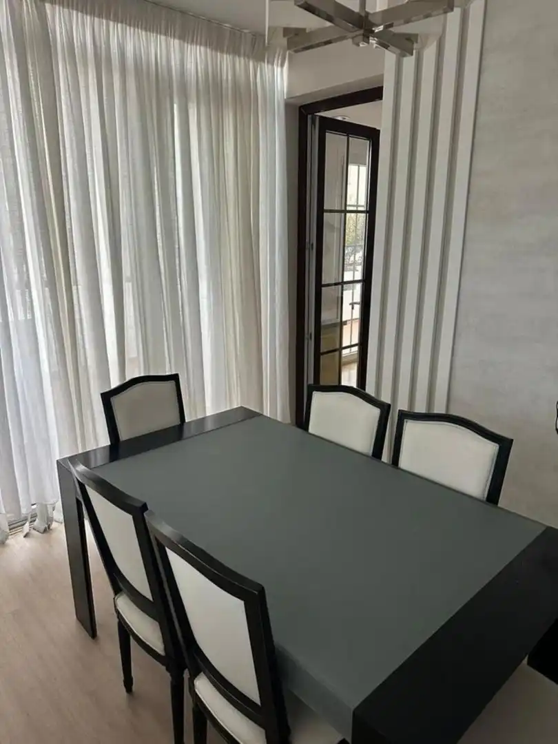 Menjador de Casa o xalet de lloguer en Estepona amb Aire condicionat, Jardí privat i Terrassa