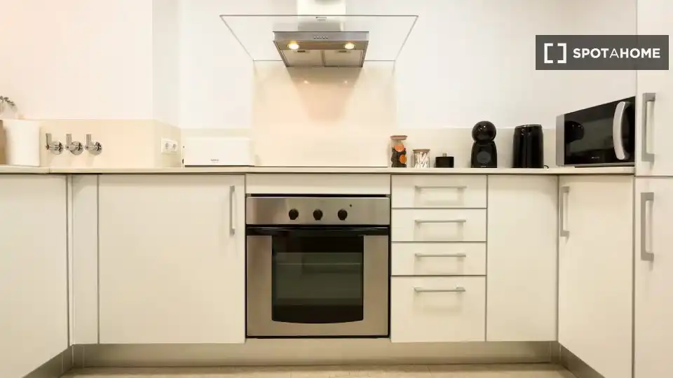Flat with terrace to rent in Sant Martí, imagen 6