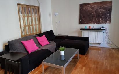 Living room of Apartment to rent in  Madrid Capital  with Air Conditioner, Heating and Balcony