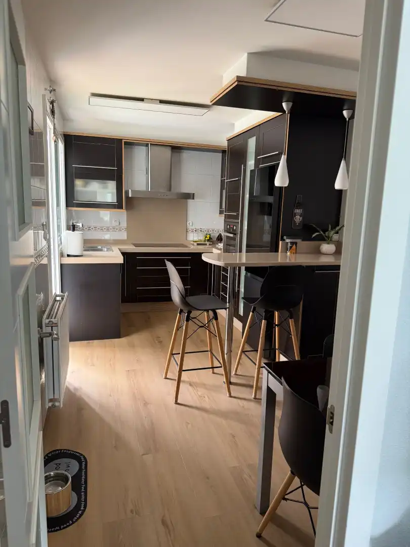 Küche von Wohnung zum Verkauf in A Coruña Capital  mit Heizung, Abstellraum und Möbliert