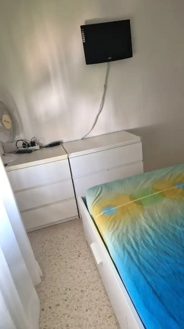 Habitación de Apartamento de alquiler en Sanlúcar de Barrameda con Amueblado, Lavadora y Microondas