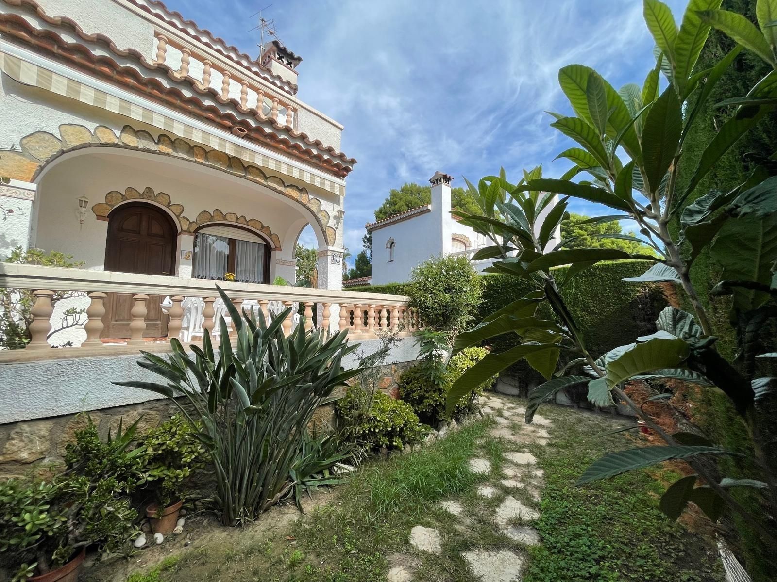Single-family semi-detached for sale in  RAMON BERENGUER IV DE, El Casalot