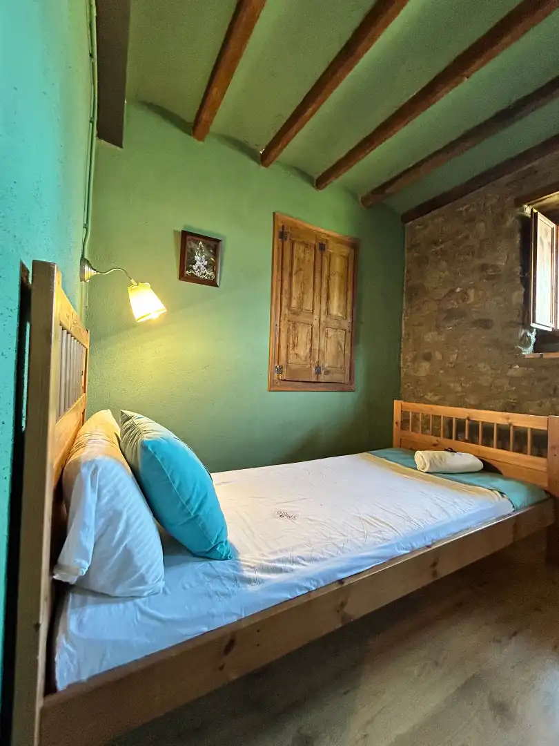 Habitación de Finca rústica en venta en Alpens con Calefacción, Parquet y Amueblado