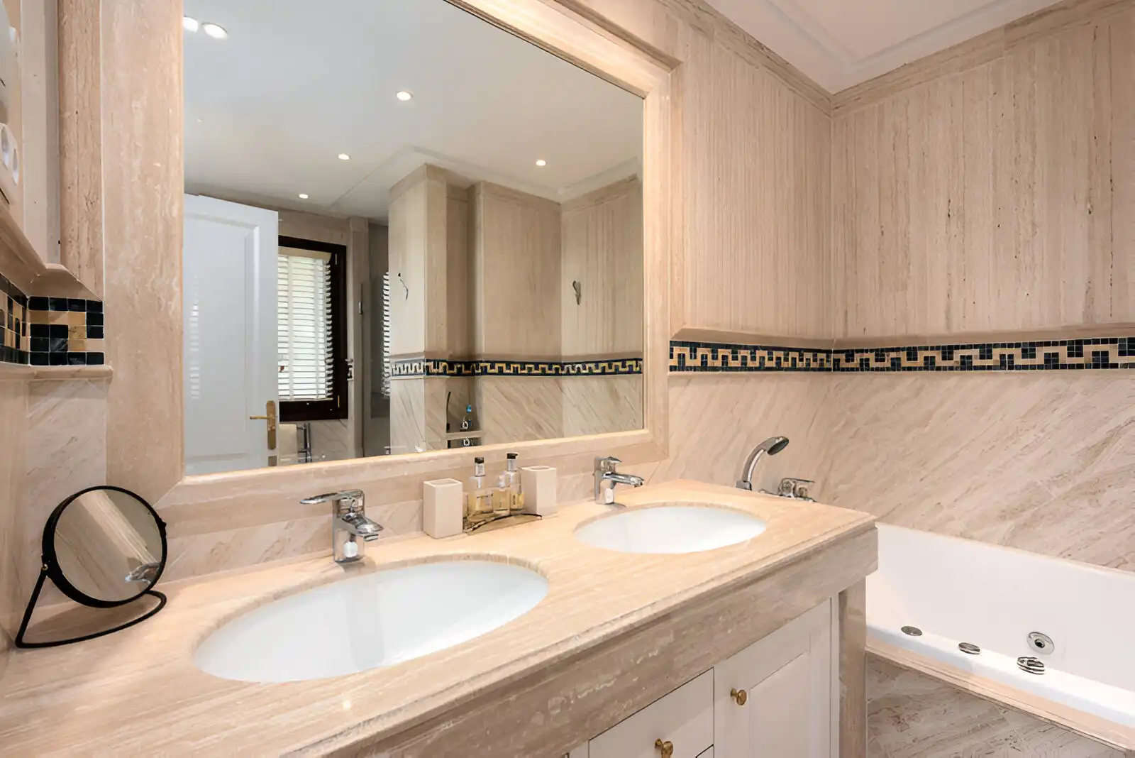 Apartament amb piscina en venda a Milla de Oro, imagen 28