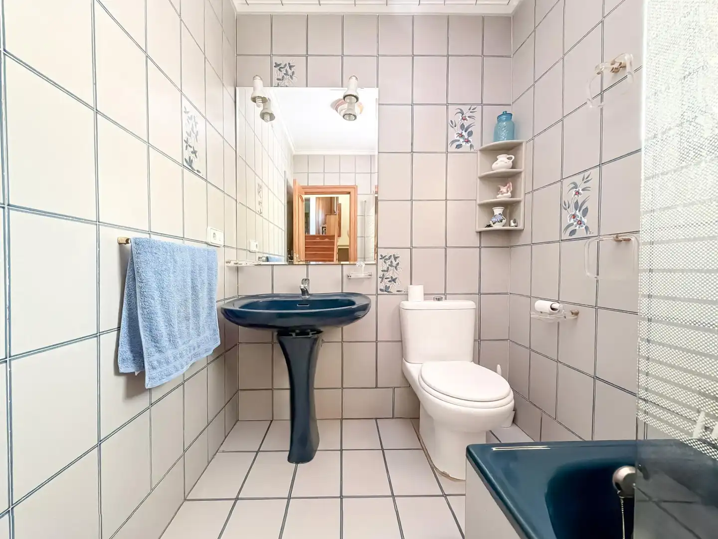 Bany de Casa o xalet en venda en L'Eliana amb Aire condicionat, Jardí privat i Terrassa