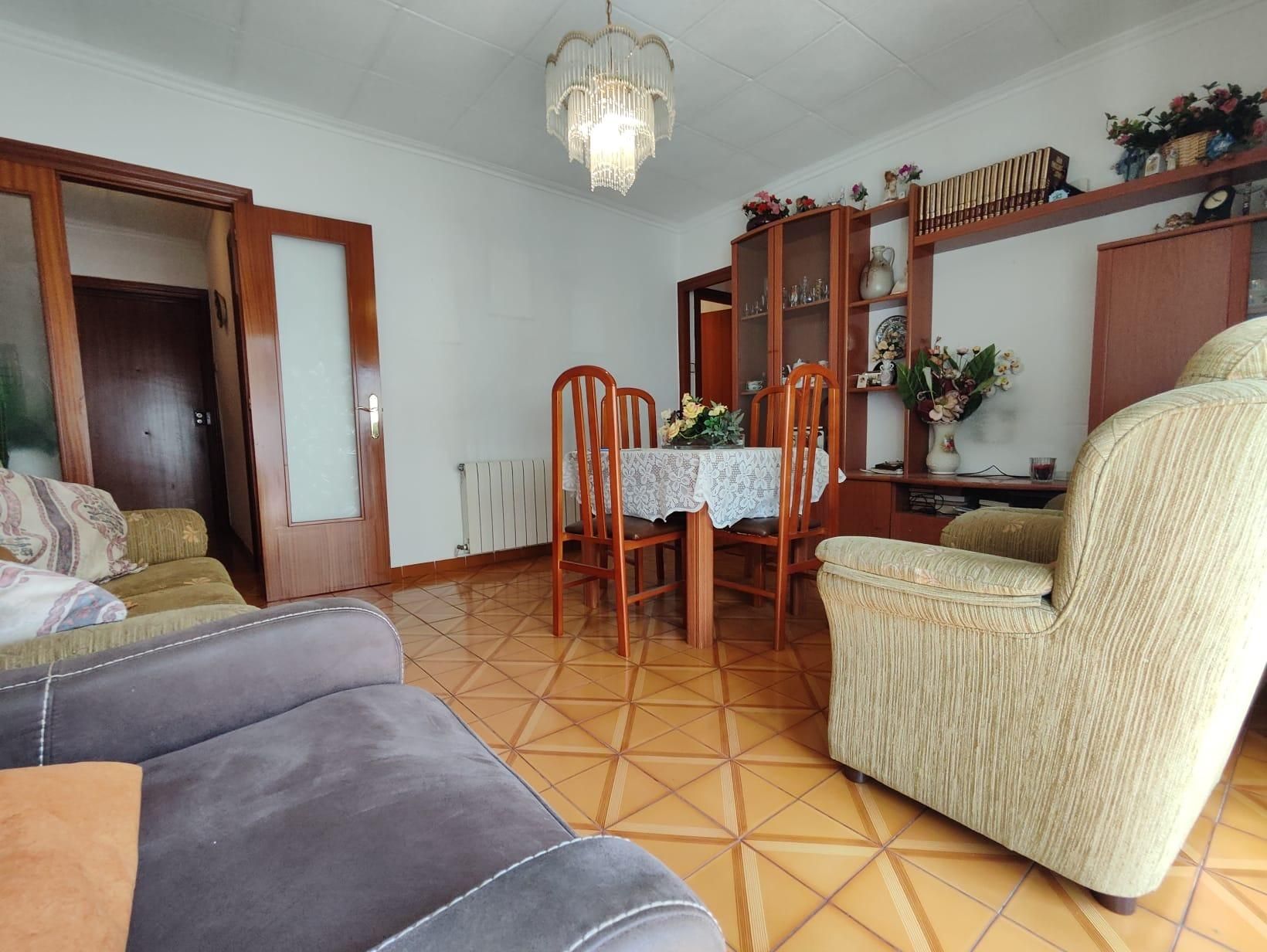 Living room of Flat for sale in Montmeló  with Heating and Balcony