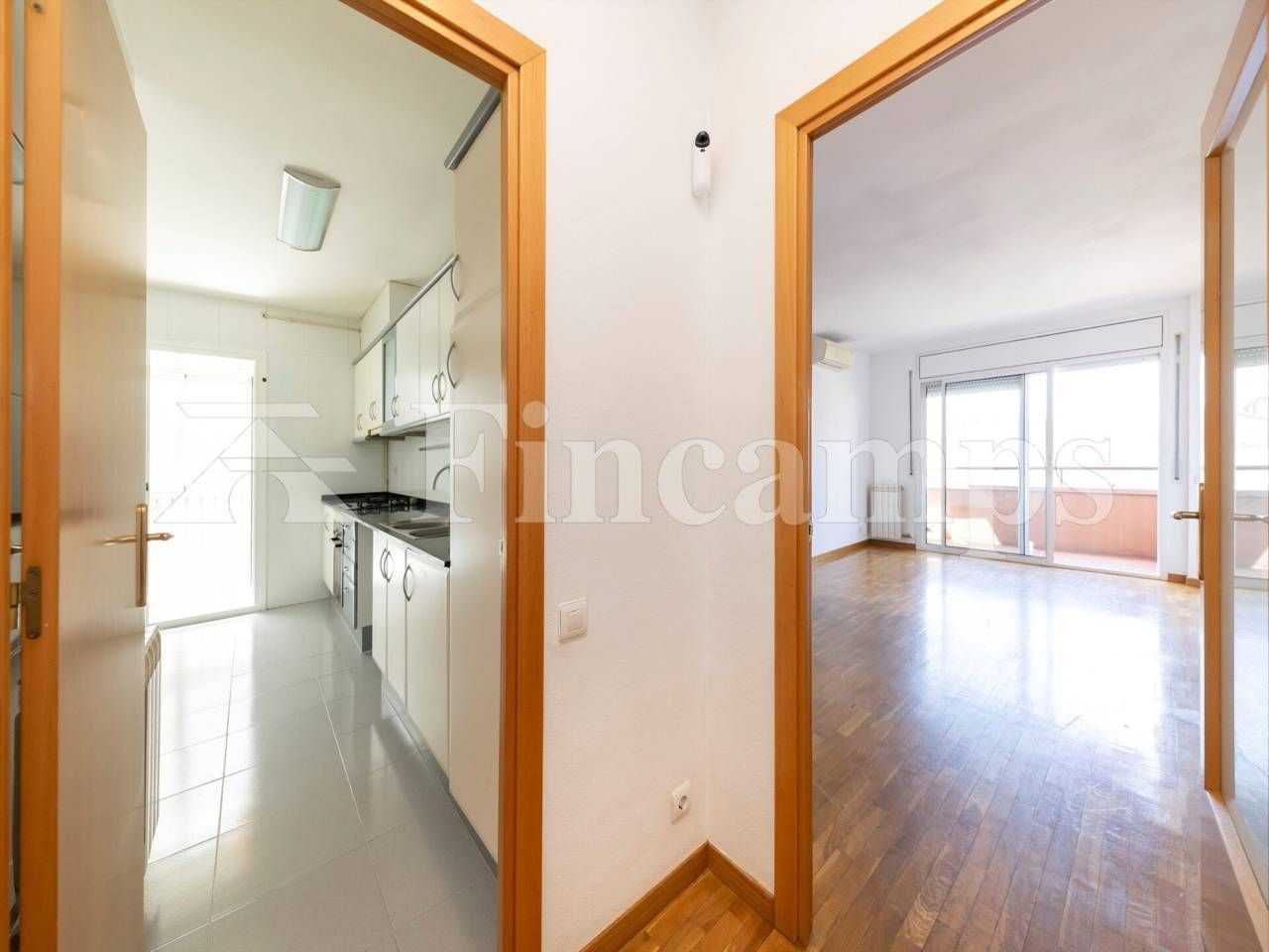 Kitchen of Flat for sale in Sabadell  with Air Conditioner, Heating and Balcony