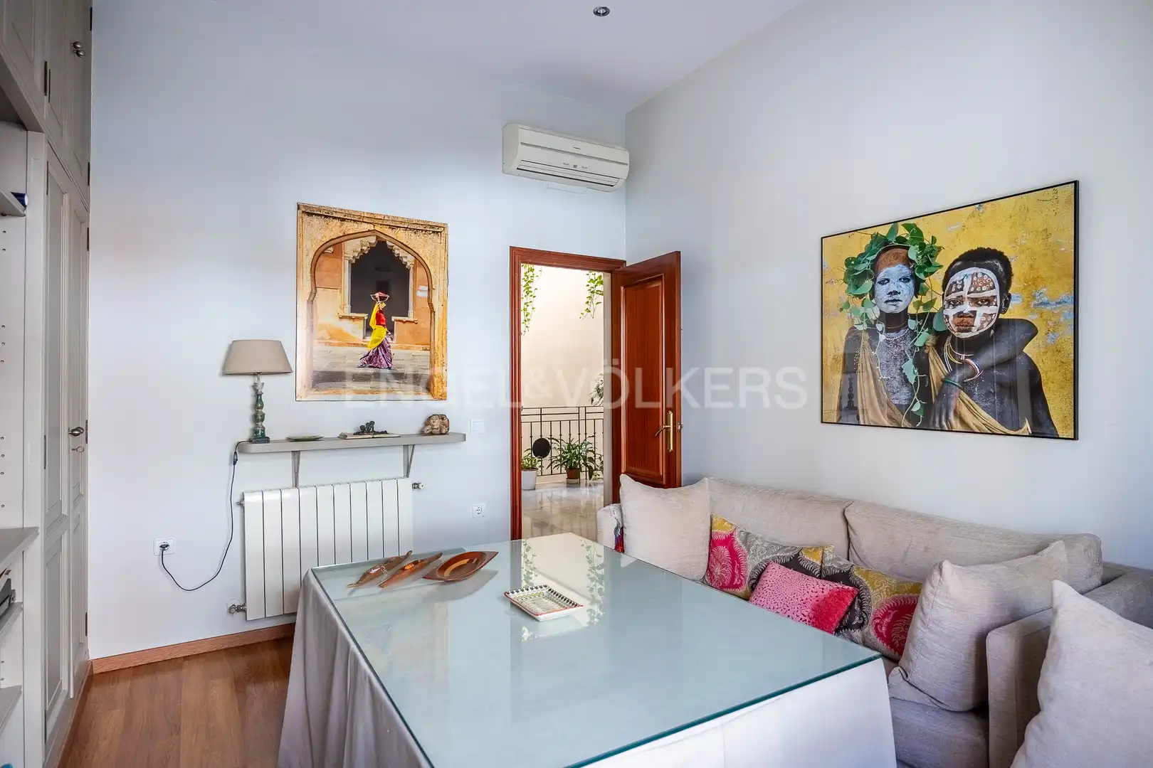 Exterior view of Houses for sale in Sevilla  with Air Conditioner, Heating and Storage room