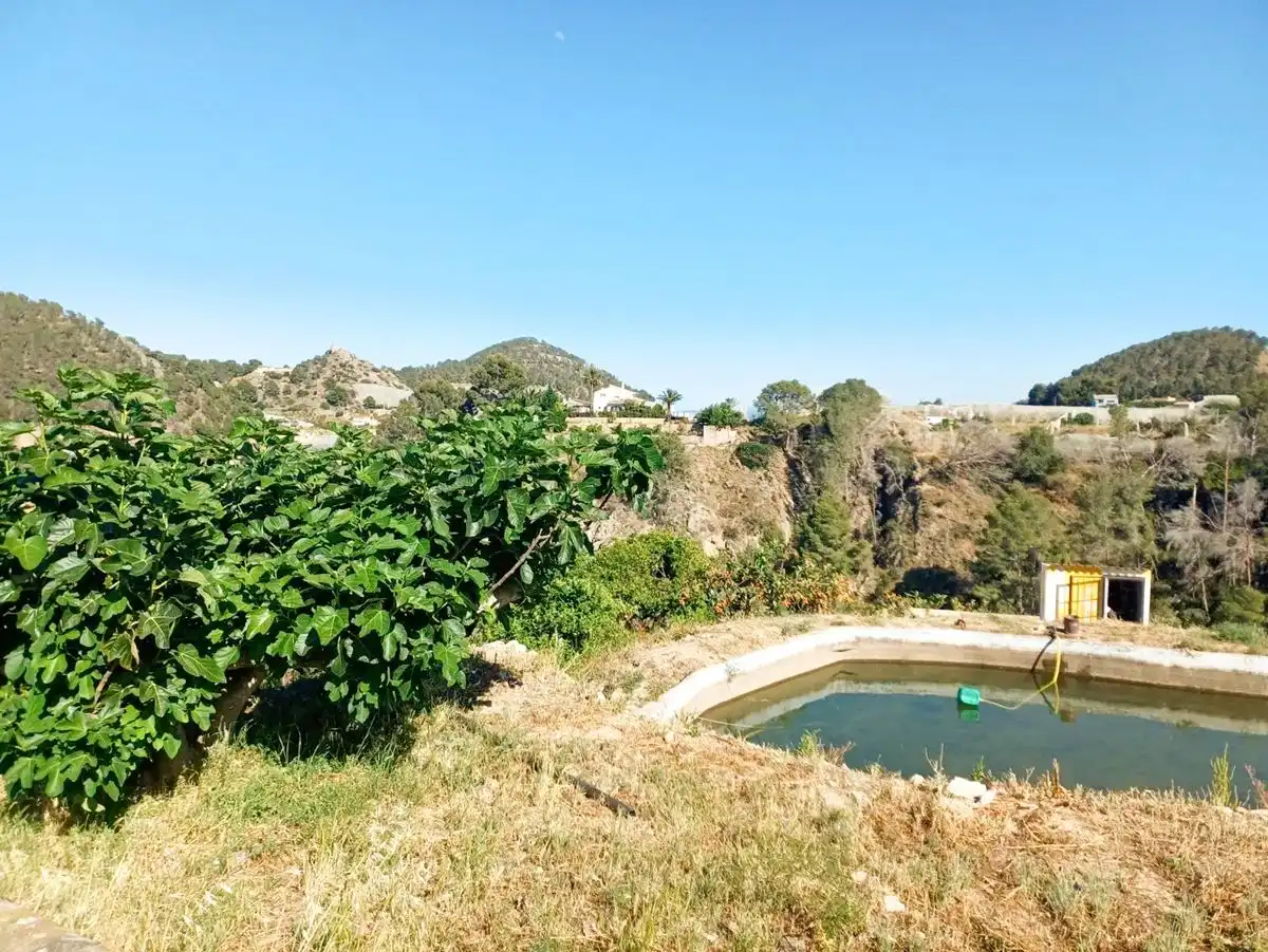 Finca rústica en venta en Polop