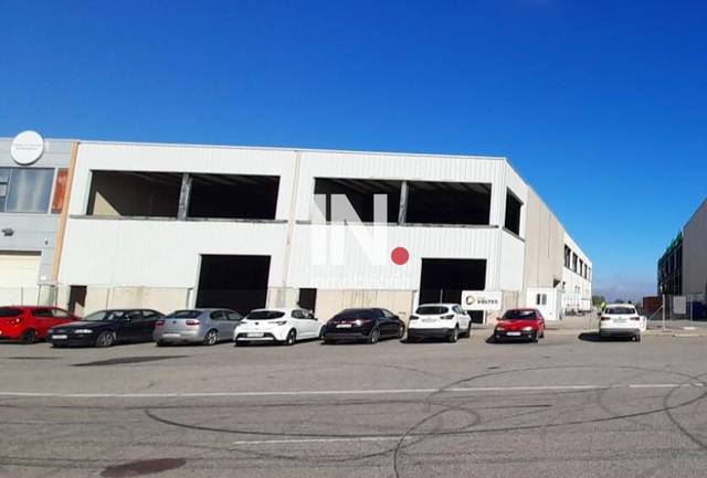Nave industrial en Alquiler en Magraners