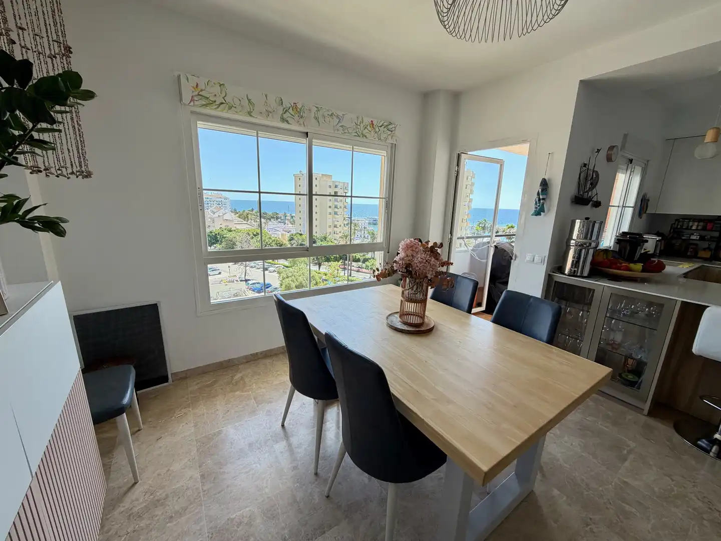 Comedor de Apartamento en venta en Estepona con Aire acondicionado, Terraza y Trastero