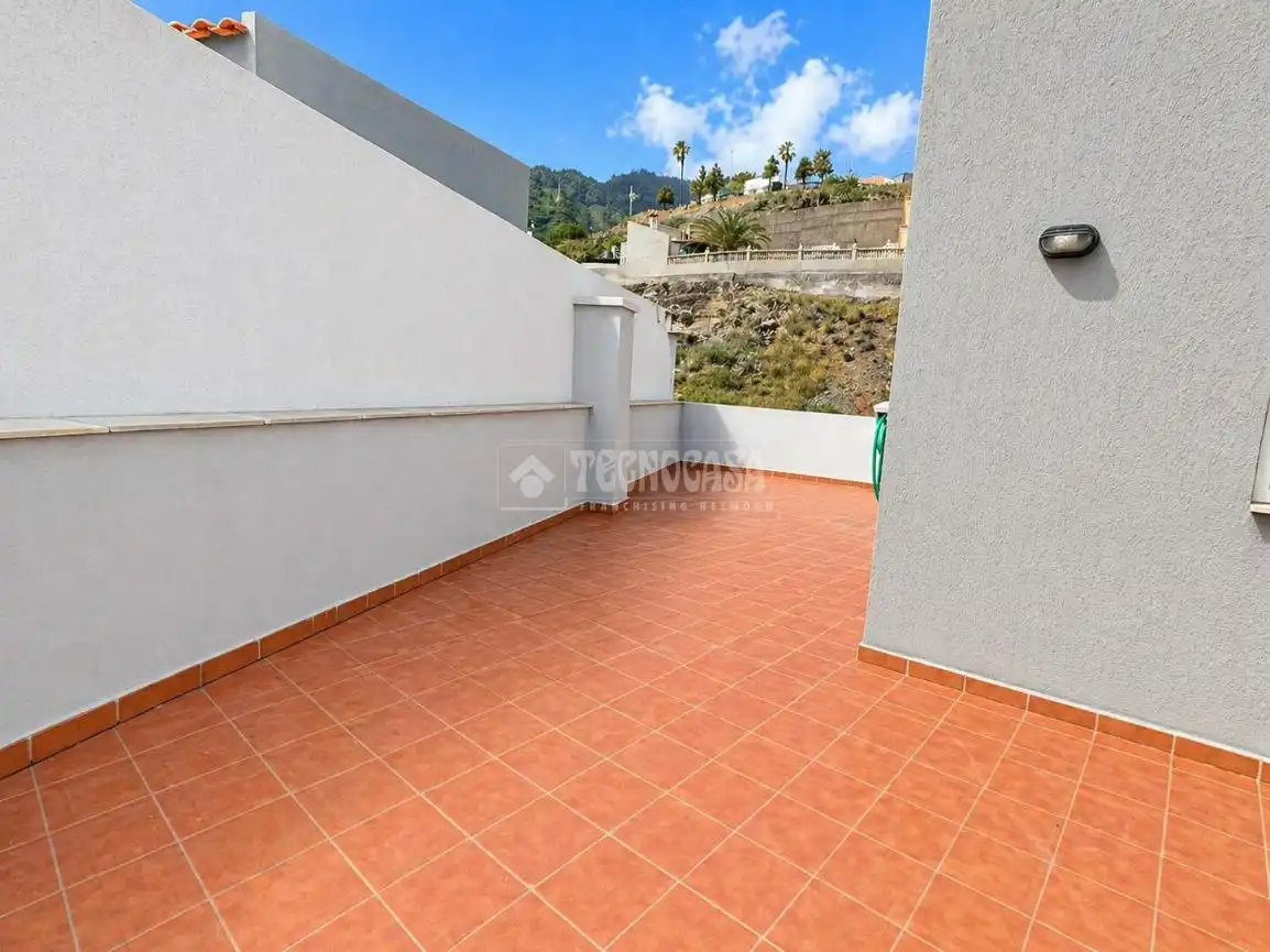 Casa adosada en venta en Igueste de Candelaria