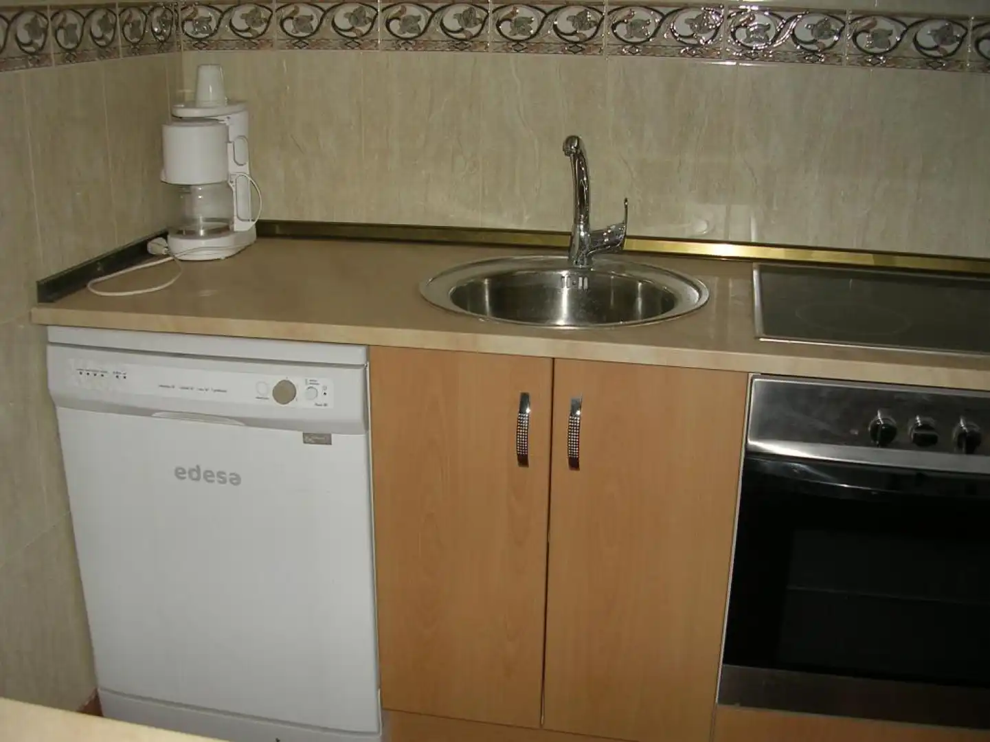 Cocina de Local en venta en Sojuela