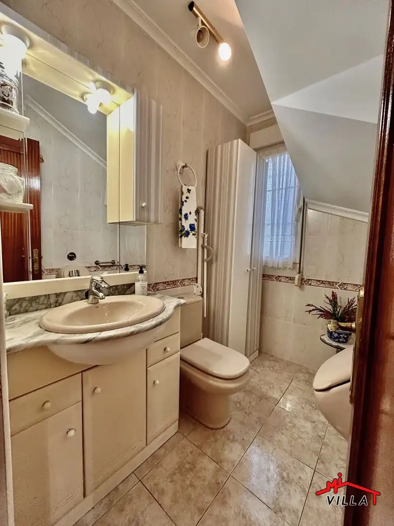 Baño de Casa o chalet en venta en Limpias con Calefacción y Piscina comunitaria