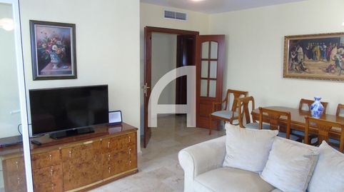 Foto 2 de Piso en venta en Los Boliches, Fuengirola