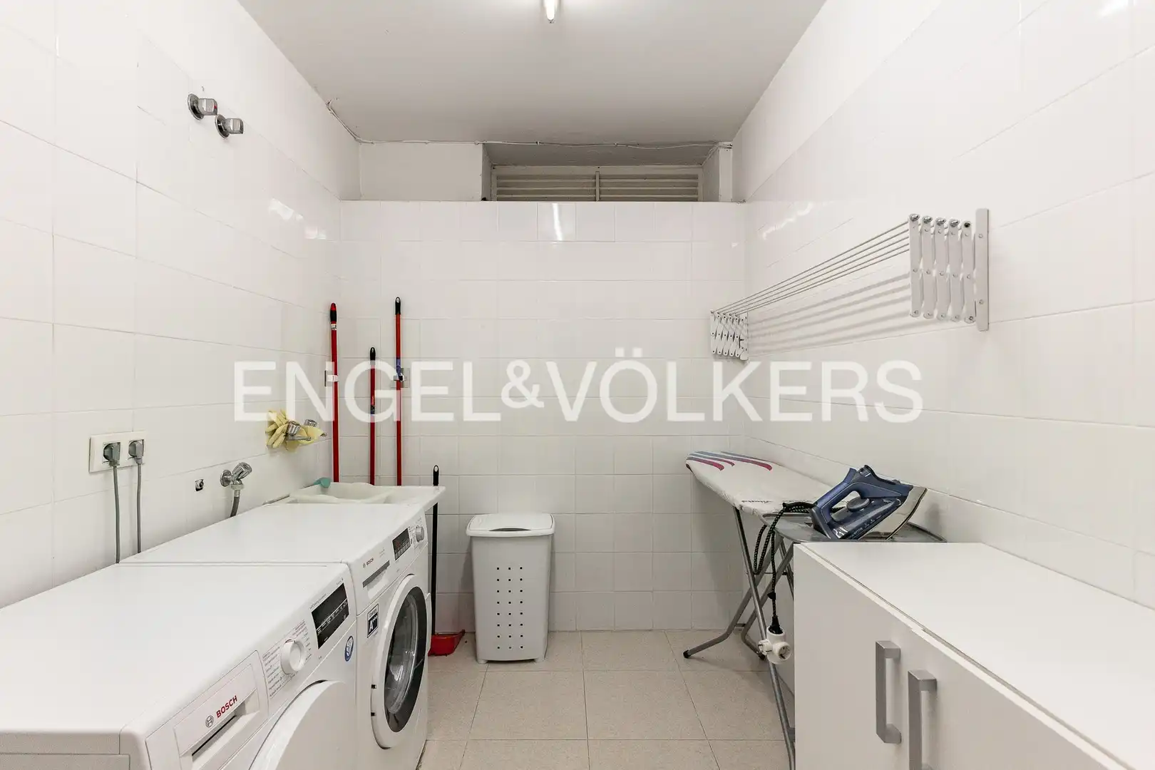 Kitchen of Houses for sale in Sant Cugat del Vallès  with Heating and Private garden