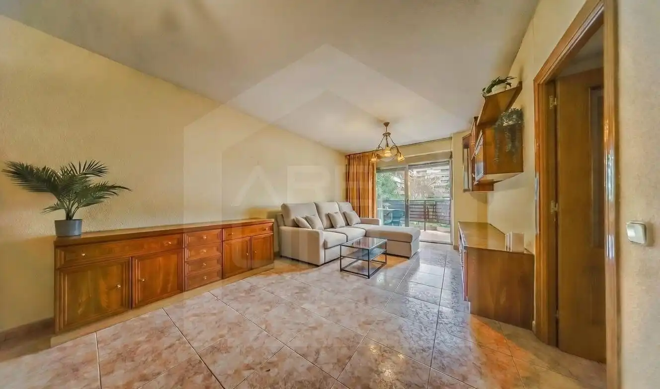 Living room of Flat for sale in Alcorcón  with Heating and Terrace