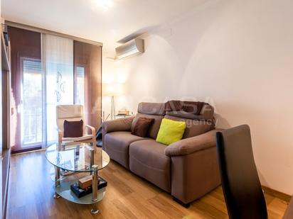 Living room of Flat for sale in L'Hospitalet de Llobregat  with Balcony