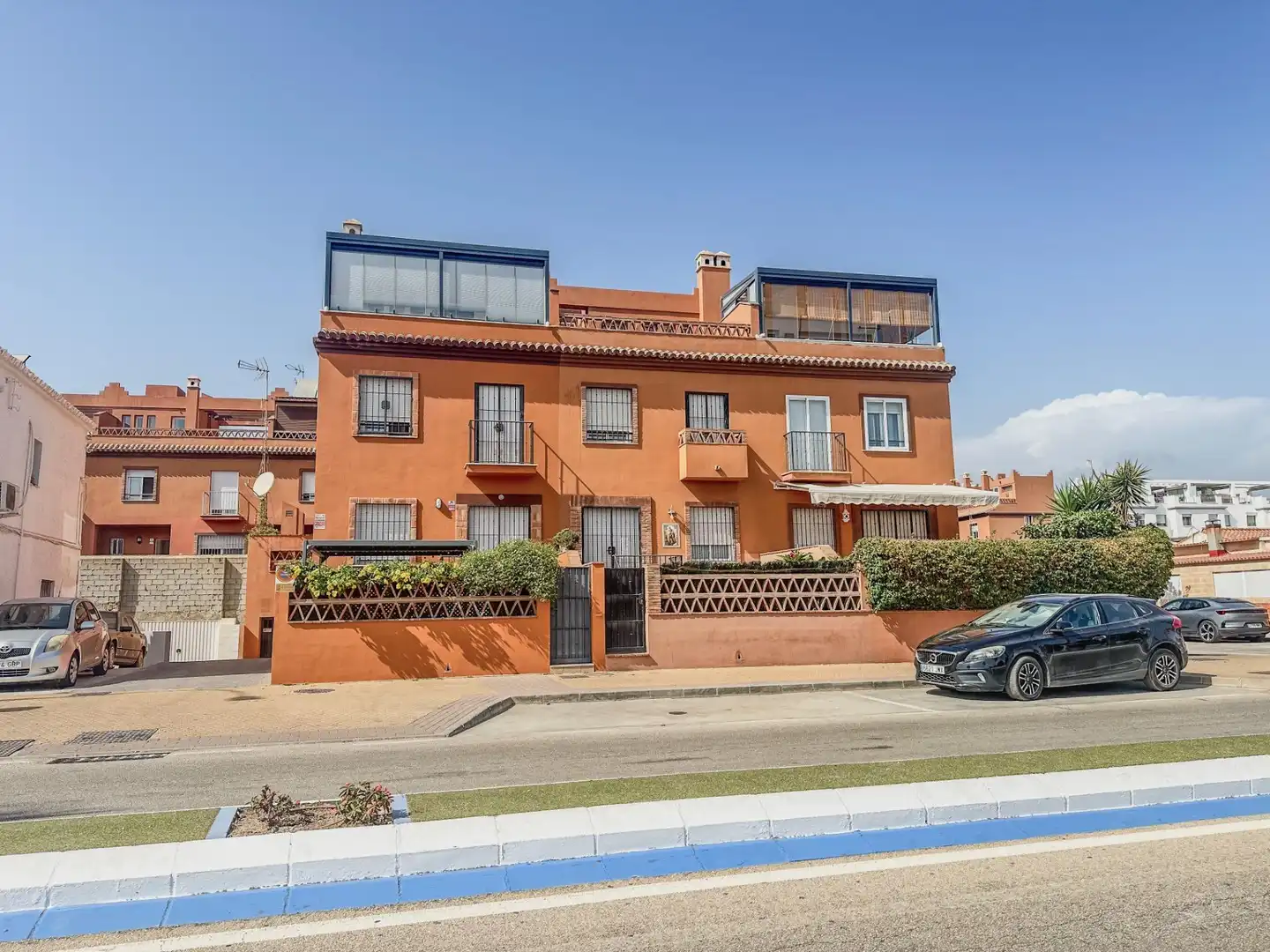 Exterior view of Detached homes for sale in Vélez-Málaga  with Heating, Private garden and Terrace