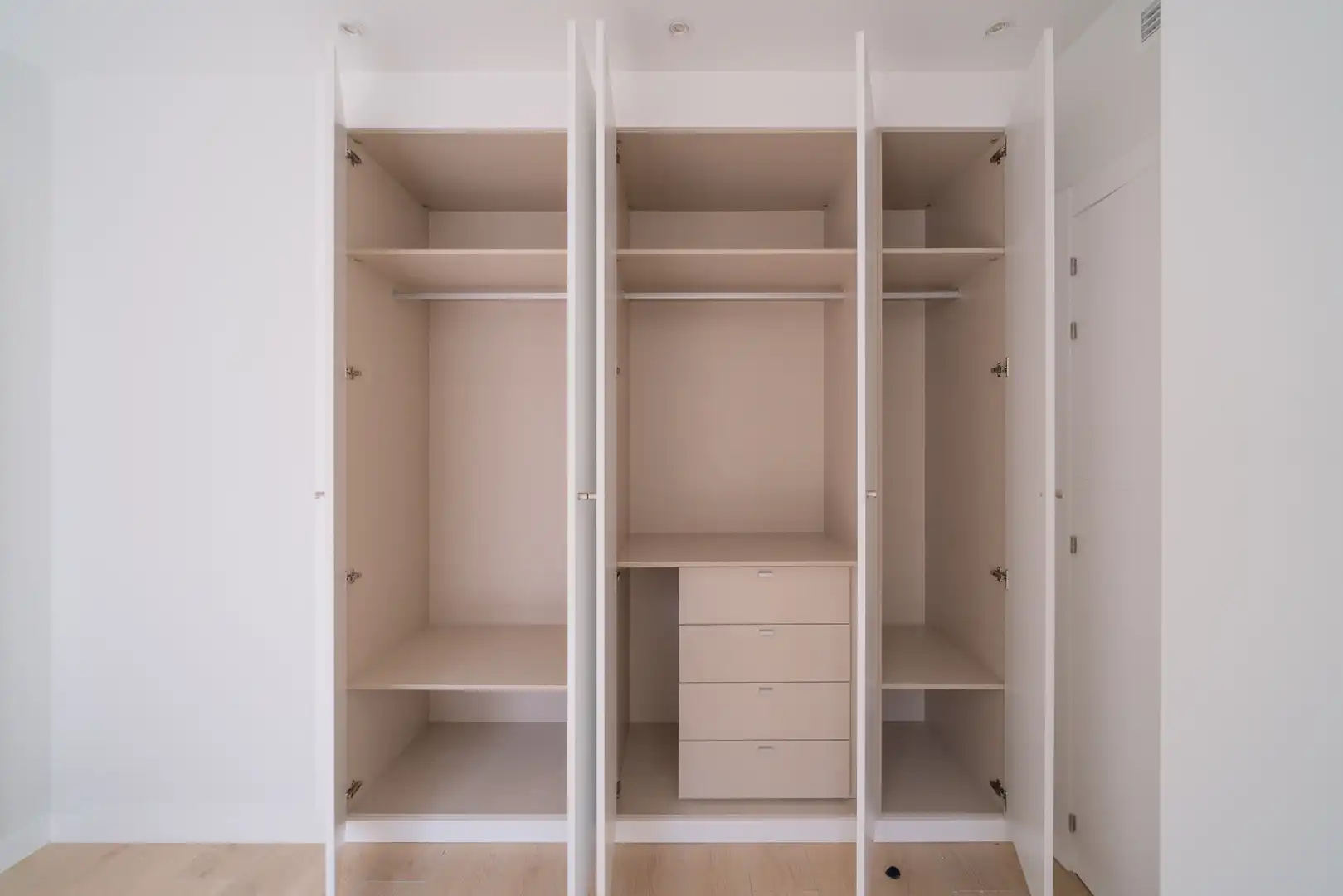 Piso en venta en Calle de la Caridad, 20, Pacífico