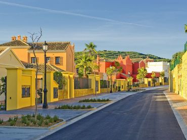 Terraced house with pool to rent in Sotogrande Alto